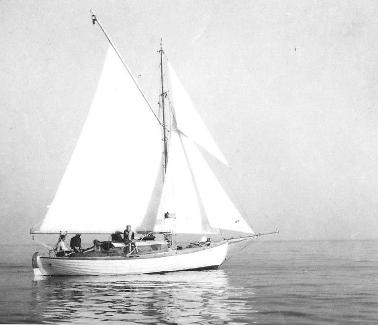 Johanne mit Segelschülerbesatzung 1969.