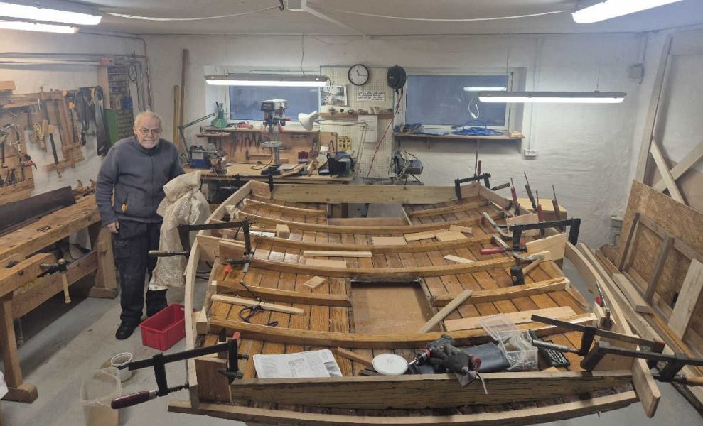 Deckhaus in der Werkstatt. Februar 2026.